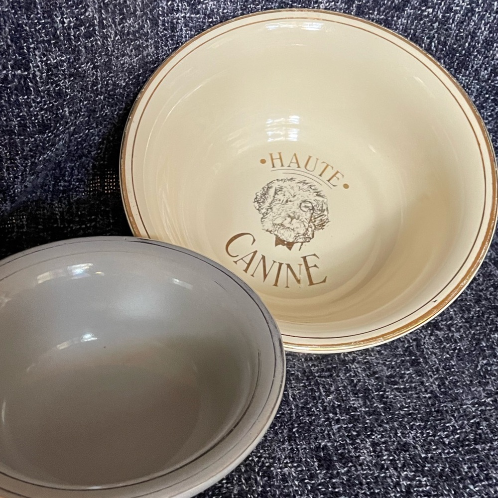 Vintage Hall ‘Haute Canine’ Dog Bowl in Cream 392 & Gray Bowl 395 w Gold Trim